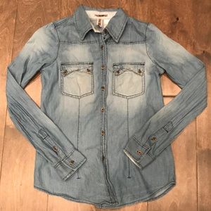 Chambray top